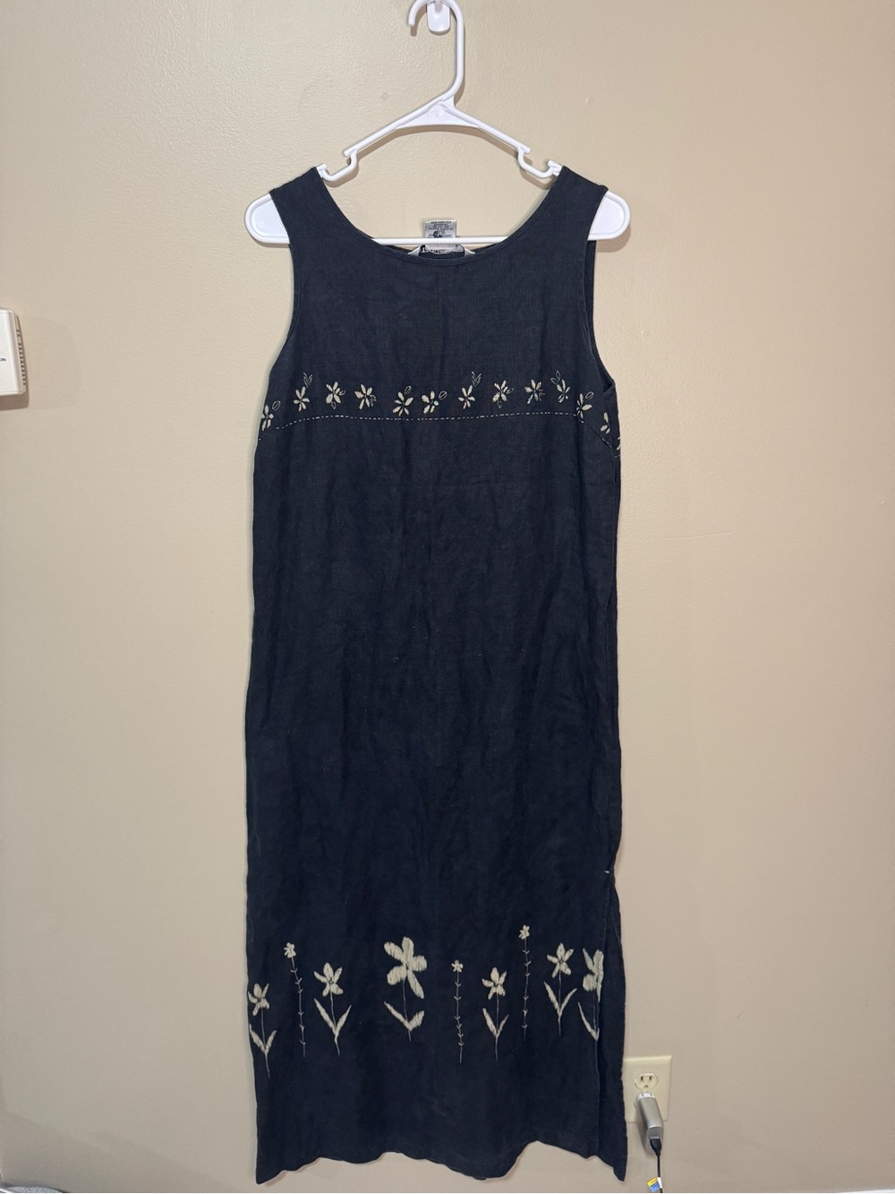 Black Sleeveless 100% Linen Midi Dress with Floral Embroidery